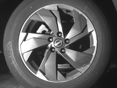 Used 2025 Nissan Rogue SV image 15