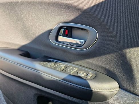 Used 2020 Honda HR-V EX image 22