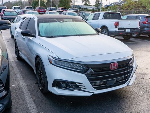 Used 2021 Honda Accord Sport Special Edition image 3