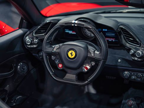 Used 2020 Ferrari 488 Pista Spider RWD image 45