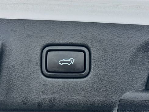 Used 2025 Hyundai Palisade SEL FWD image 32