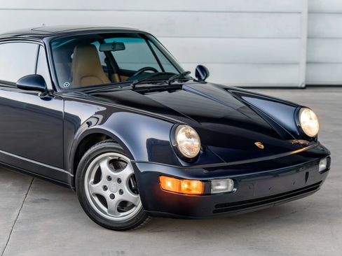 Used 1992 Porsche 911 Turbo RWD image 36