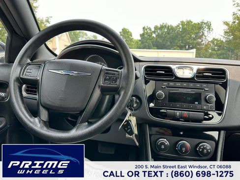 Used 2013 Chrysler 200 LX image 18