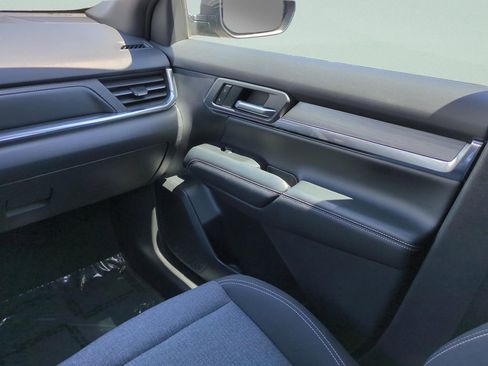 Used 2026 GMC Terrain Elevation image 16