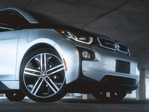 Used 2015 BMW i3 w/ Range Extender image 7