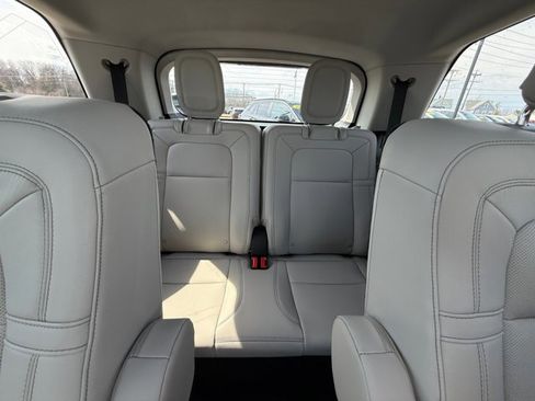 Used 2025 Lincoln Aviator Reserve w/ Jet Appearance Package AWD/4WD image 30