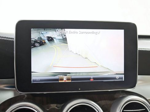 Used 2017 Mercedes-Benz GLC 300 4MATIC w/ Premium 2 Package image 21