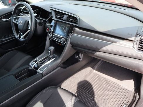 Used 2019 Honda Civic EX image 17