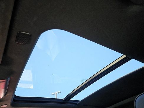 Used 2023 Chevrolet Suburban RST w/ Luxury Package image 8