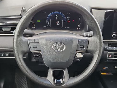 Used 2025 Toyota Camry LE FWD image 20