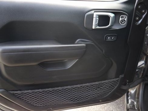 Used 2020 Jeep Wrangler Unlimited Sport S image 11