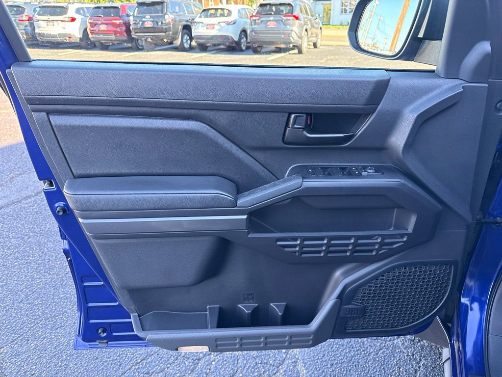 Used 2024 Toyota Tacoma SR5 AWD/4WD image 13
