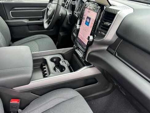 New 2026 RAM 2500 Big Horn AWD/4WD image 15