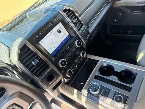 Certified 2021 Ford Expedition XLT image 13