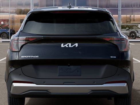 New 2026 Kia Sportage LX image 13