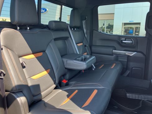 Used 2019 GMC Sierra 1500 AT4 w/ AT4 Preferred Package AWD/4WD image 34