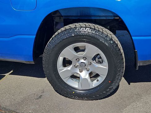 Used 2021 RAM 1500 Big Horn RWD image 17
