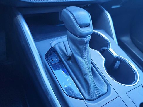 Used 2023 Toyota Highlander L image 21