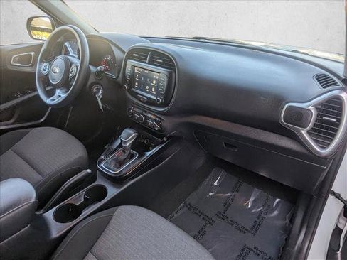 Used 2021 Kia Soul S image 20