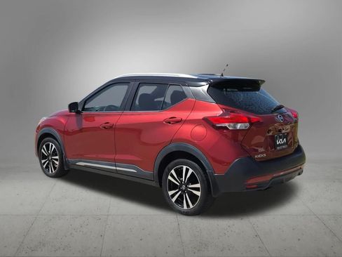 Used 2018 Nissan Kicks SR FWD image 4