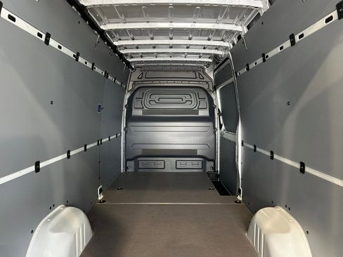 New 2025 Mercedes-Benz Sprinter 2500 image 14