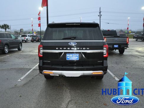 Used 2024 Ford Expedition Max Limited image 4