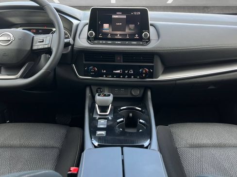 New 2026 Nissan Rogue SV FWD image 4