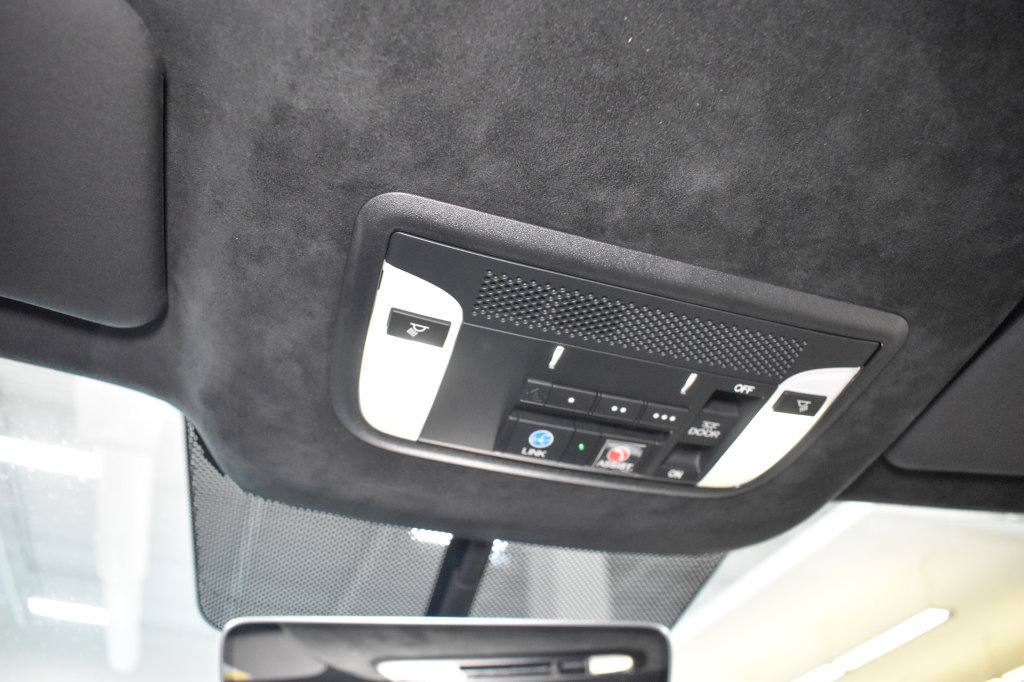 Used 2022 Acura NSX Type S AWD/4WD image 33