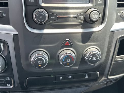 Used 2024 RAM 1500 Classic Warlock AWD/4WD image 20