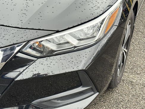 Used 2022 Nissan Sentra SV image 9