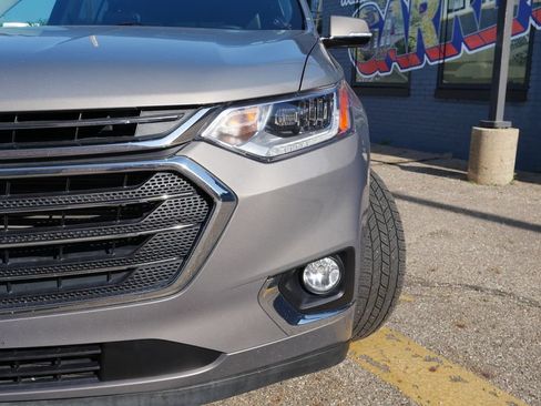 Used 2018 Chevrolet Traverse Premier AWD/4WD image 3