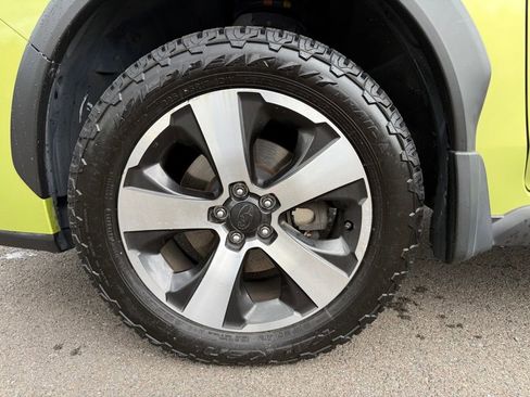 Used 2014 Subaru Crosstrek Touring w/ Popular Package #2 AWD/4WD image 8