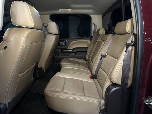 Used 2017 GMC Sierra 2500 Denali w/ Duramax Plus Package image 19