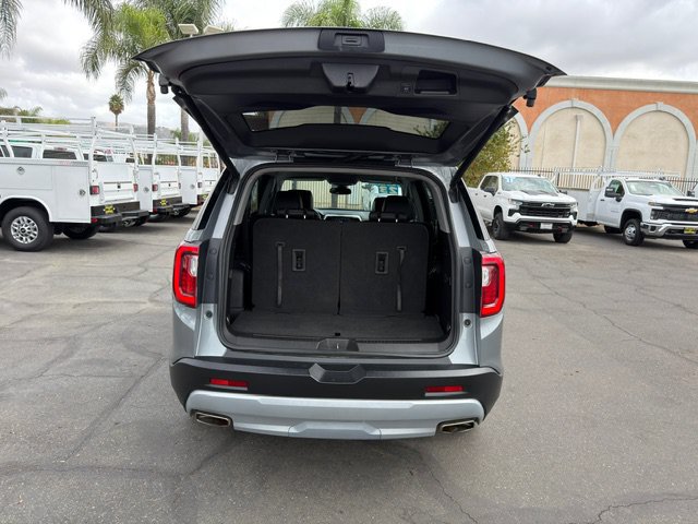 Used 2023 GMC Acadia SLT AWD/4WD image 15