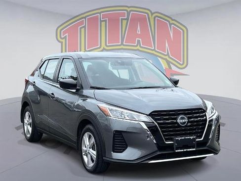 Certified 2023 Nissan Kicks S image 1