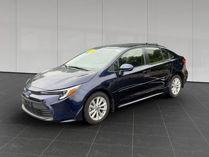 Used 2025 Toyota Corolla LE w/ LE Premium Package