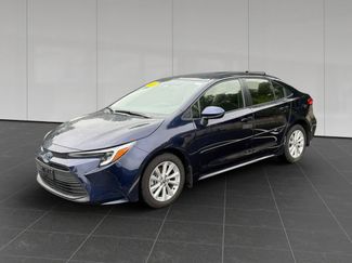 Used 2025 Toyota Corolla LE w/ LE Premium Package FWD video 1