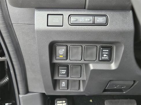 New 2026 Nissan Frontier SV image 31