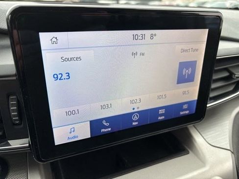 Used 2021 Ford Explorer XLT w/ XLT Sport Appearance Package image 21