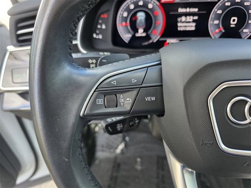 Used 2020 Audi Q8 Prestige w/ Prestige Package image 18