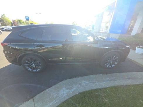 Used 2025 Acura MDX A-Spec AWD/4WD image 7