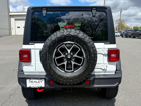 Used 2026 Jeep Wrangler Unlimited Rubicon AWD/4WD image 6