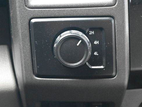 Used 2019 Ford F350 XL w/ Power Equipment Group image 28