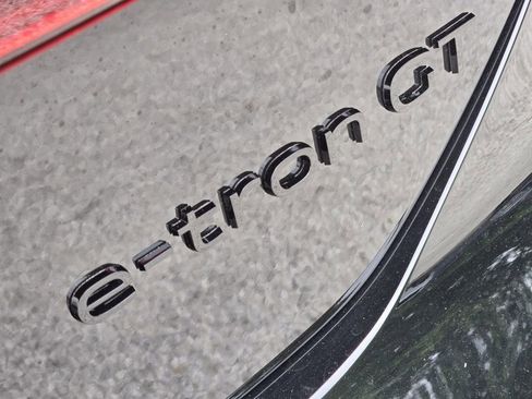 New 2025 Audi S e-tron GT Premium Plus AWD/4WD image 14