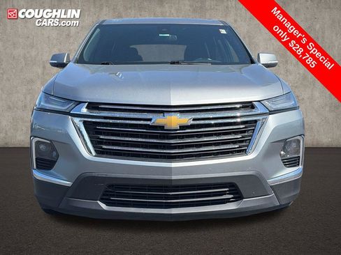Used 2024 Chevrolet Traverse LT FWD image 17