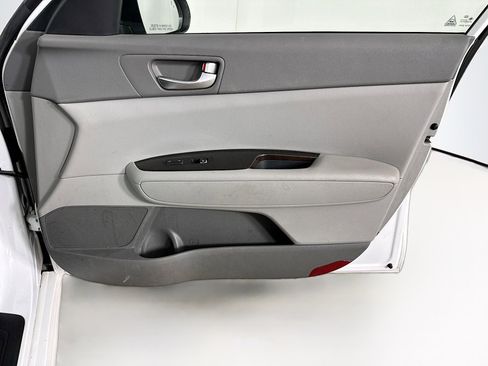 Used 2018 Kia Optima EX image 31