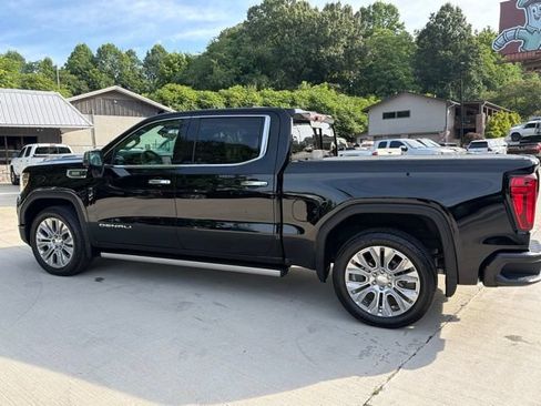 Used 2021 GMC Sierra 1500 Denali w/ Denali Ultimate Package AWD/4WD image 12