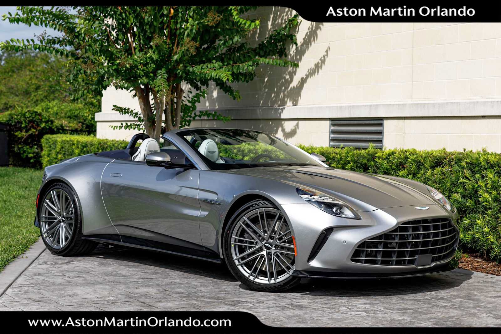 Used 2026 Aston Martin V8 Vantage Coupe RWD image 1