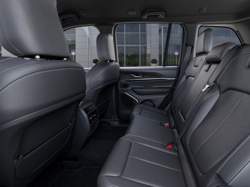 New 2026 Jeep Grand Cherokee Limited AWD/4WD image 49