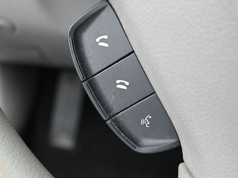 Used 2012 Subaru Forester 2.5X Premium w/ All-Weather Pkg image 16